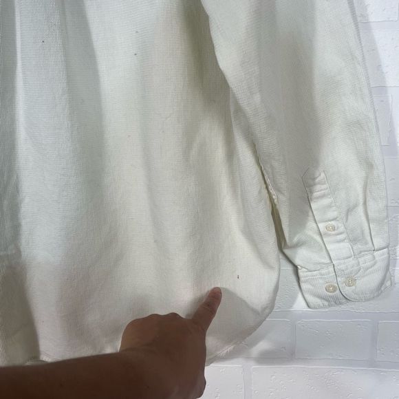 Disney Store Button Down Shirt Womens Size L Off White Pooh Embroidered - Picture 14 of 16